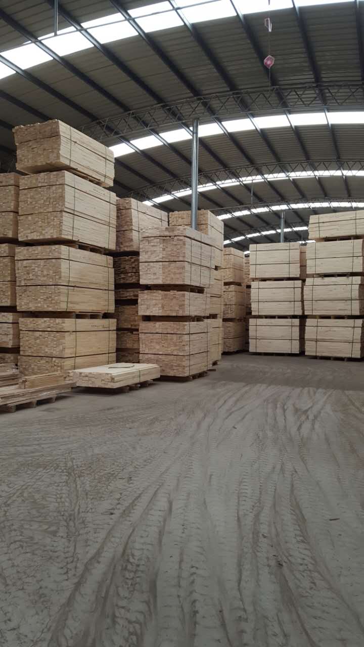 木料库房